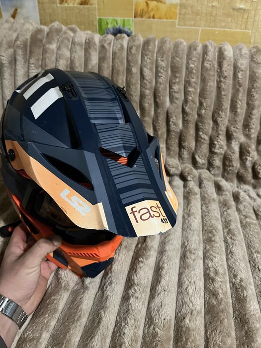 Продам мото шолом ес2