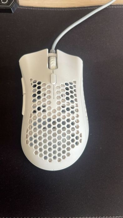 Sprzedam mysz MAD DOG GM750W  + podkladka MAD DOG podświetlana