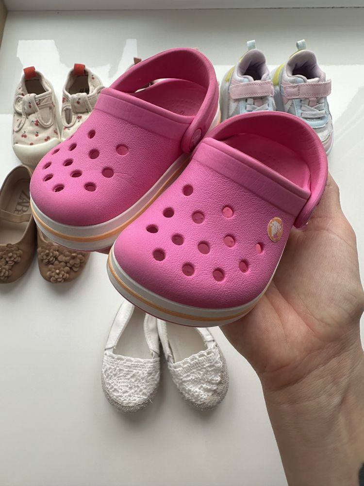 Взуття, кеди, кросівки, туфлі, крокси  hm, crocs