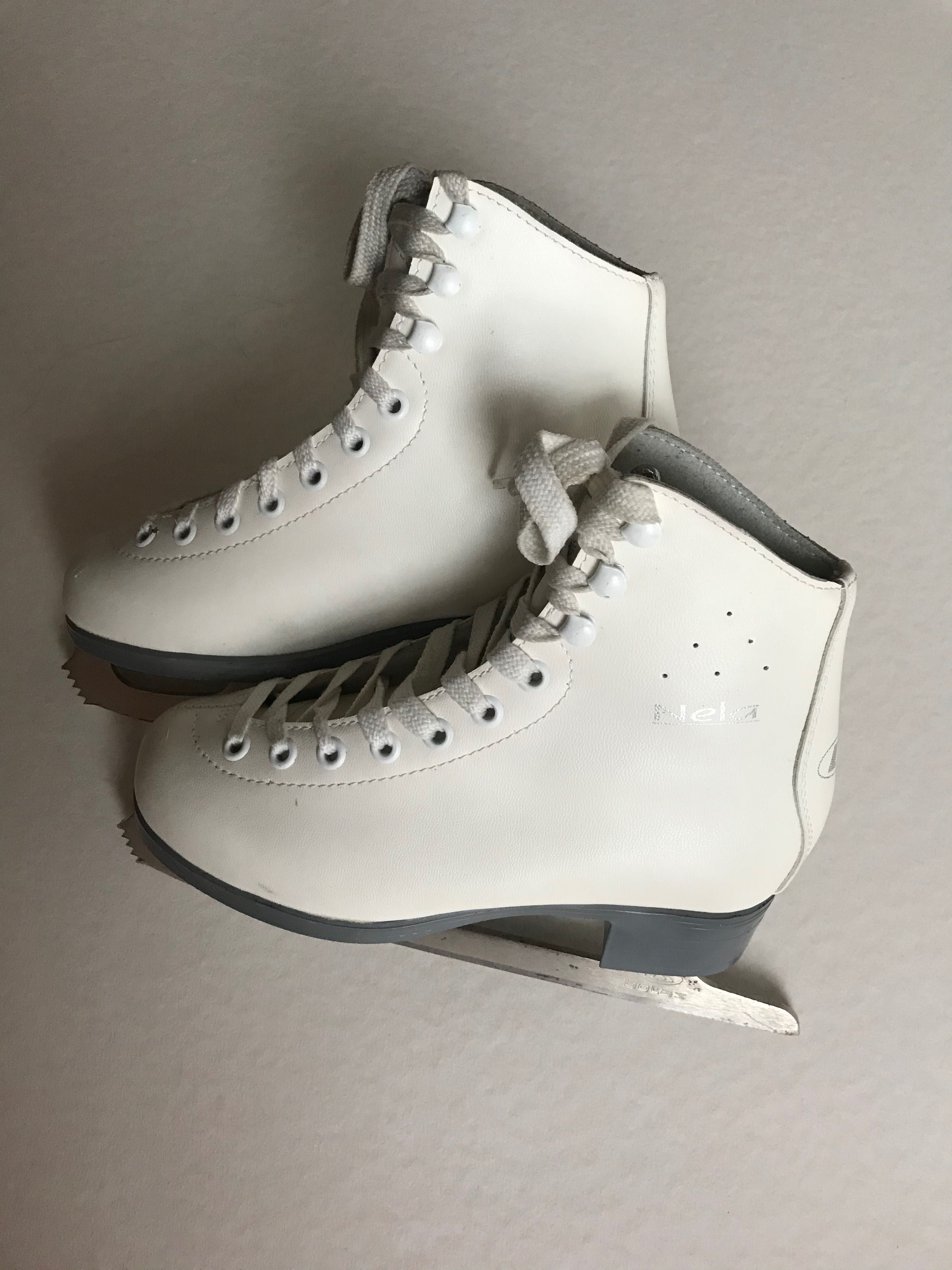 Łyżwy figurowe r. 33 Botas Nela