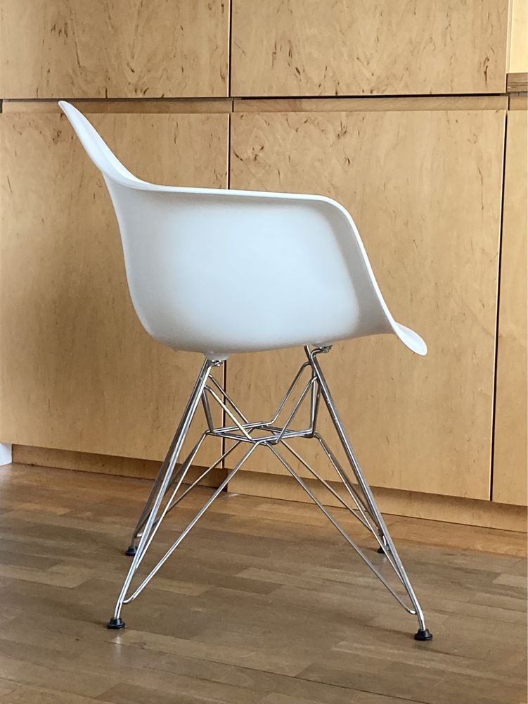 krzesła Vitra Eames DAR, fotele, design
