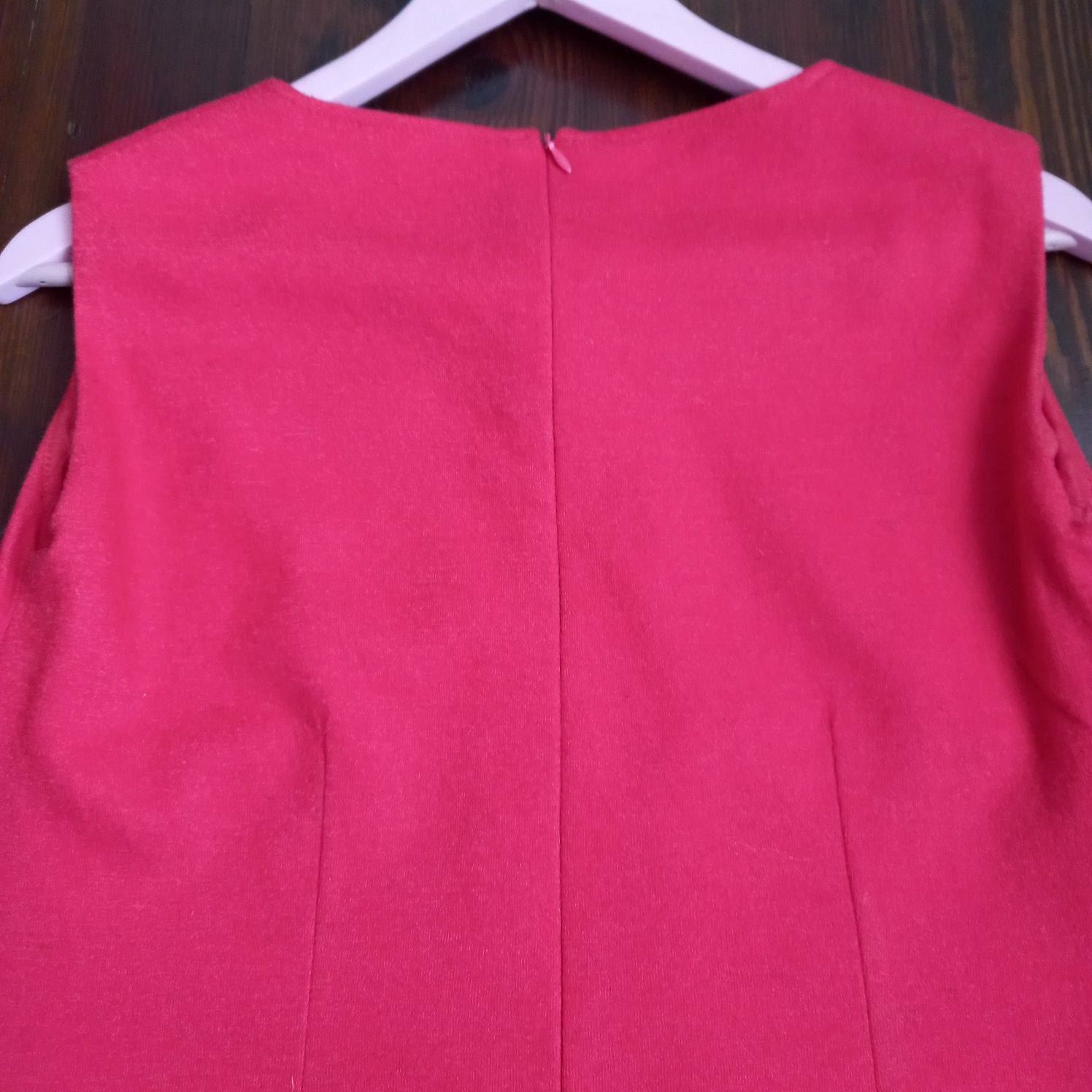 Czerwona Sukienka roz.38- Gantos.