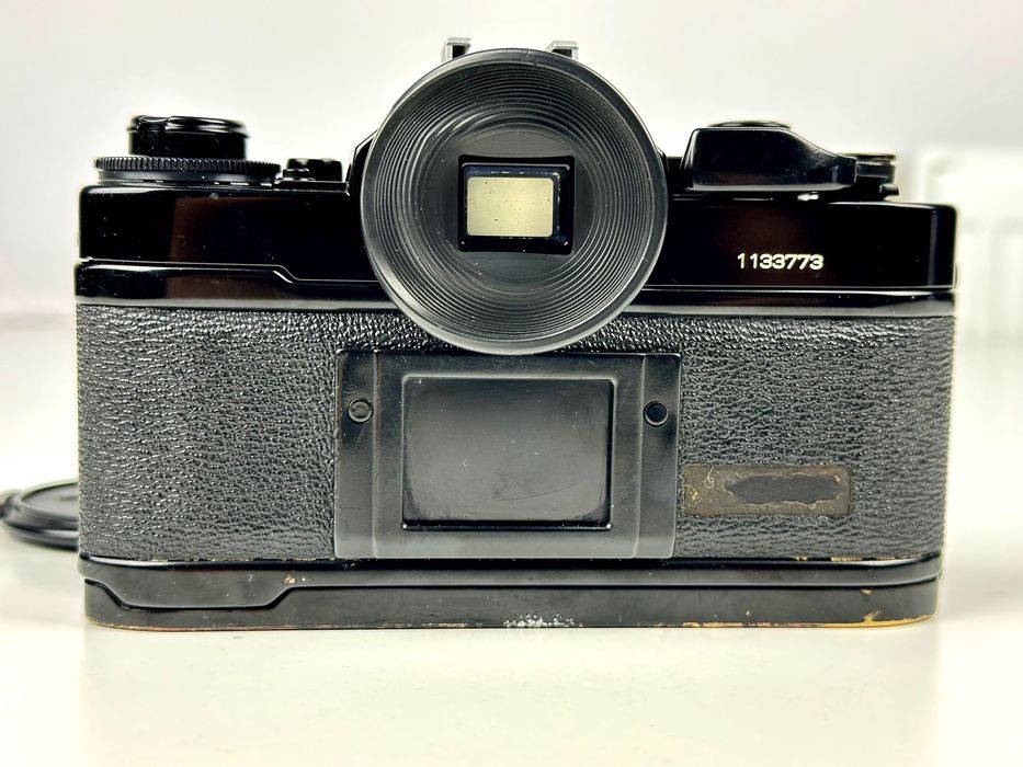 Canon A-1 + Tokina 80–200mm f/4.5 | Tani zestaw