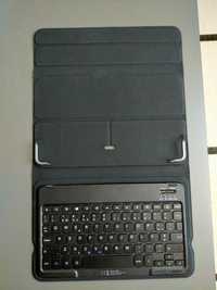 Capa de tablet e teclado