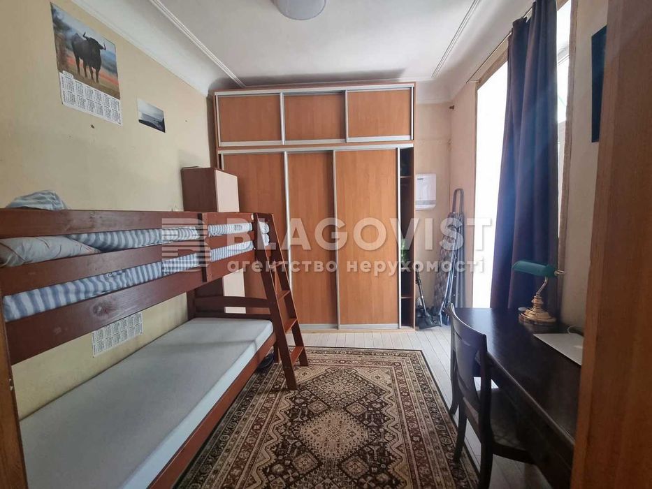 Михайлівська, 21