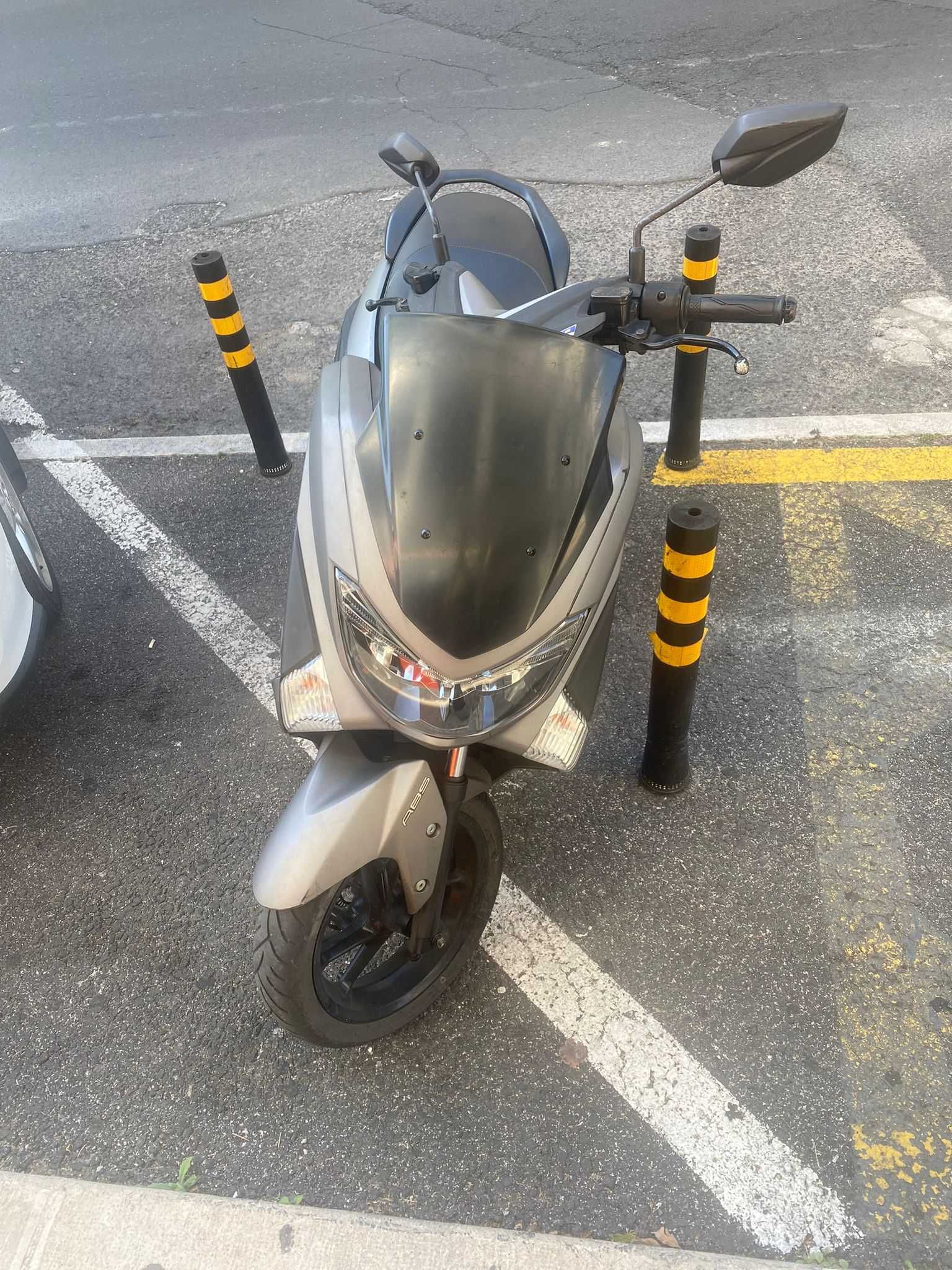 Yamaha nmax 125 18.000km