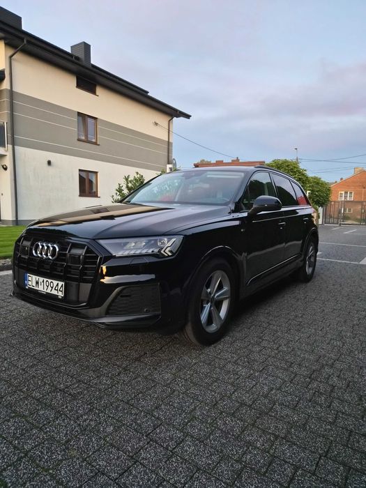 Audi Q7 rok 2021