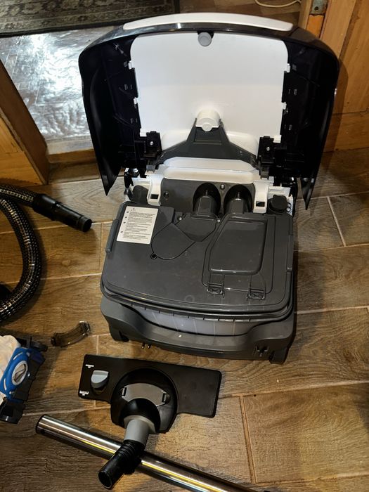 Миючий пилосос Bosch AquaWash Serie 4