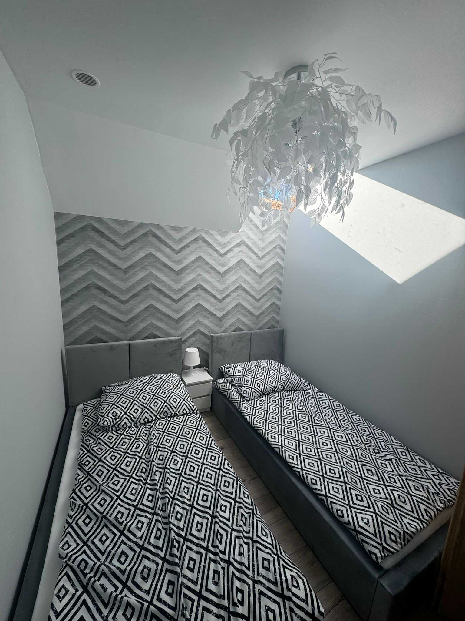 Domek z jacuzzi (termobania), staw, sauna, 10 osób