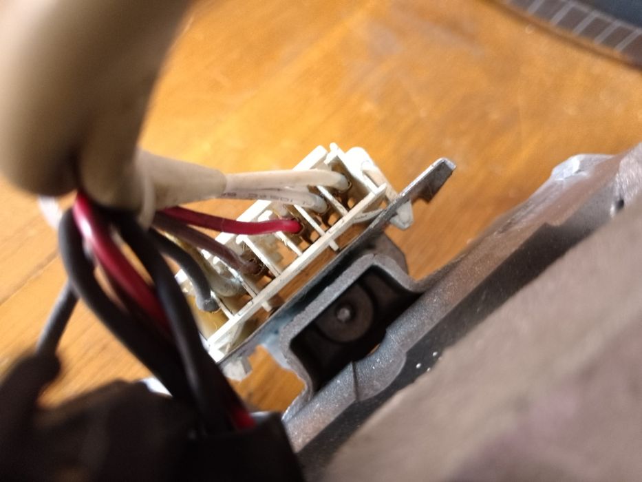 Мотор на стиральную машинку Indesit