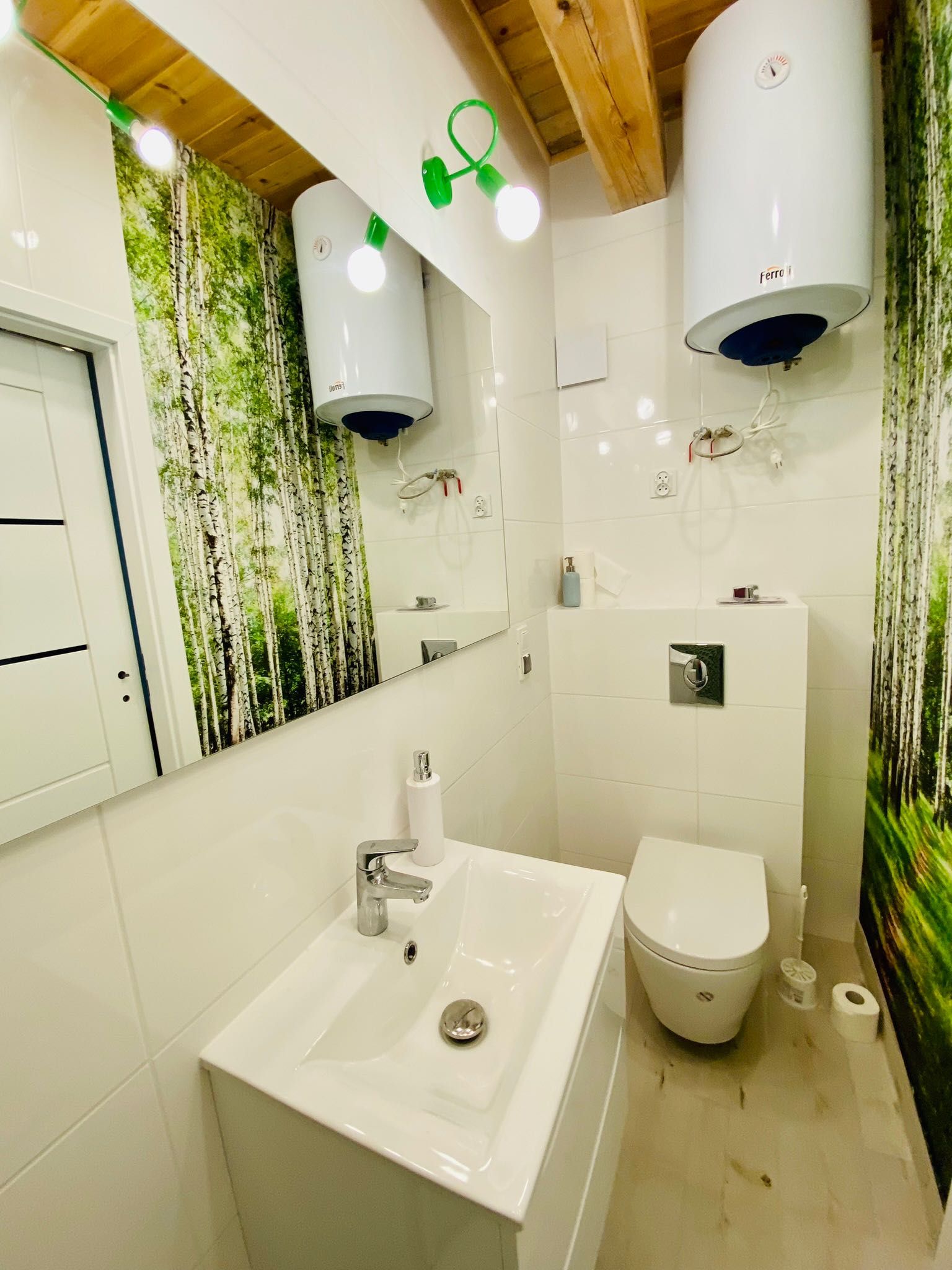SWORNEGACIE ! Apartamenty gościnne  SWORNA CHATA zapraszają !WAKACJE!