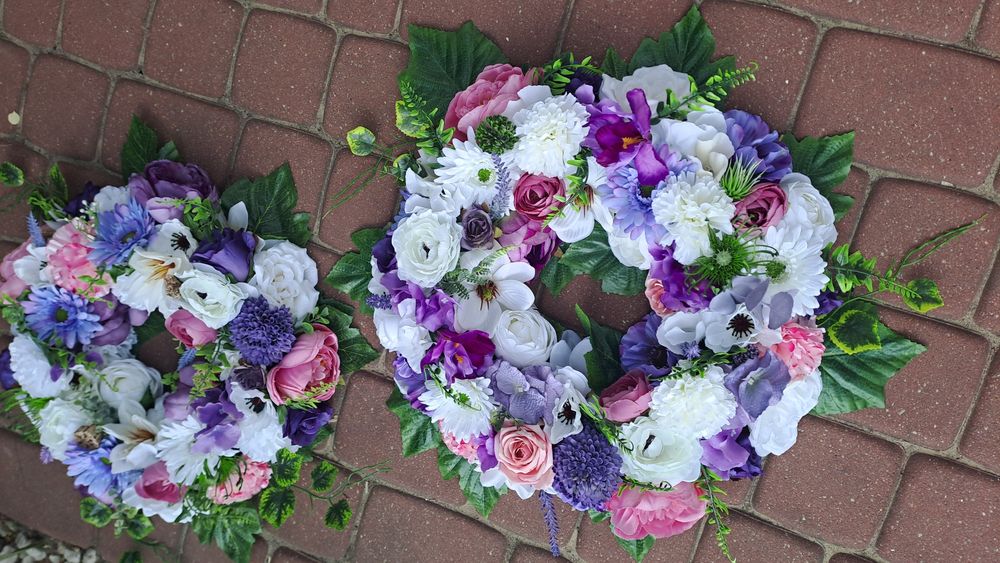Wianek pełny  na drzwi lub pomnik