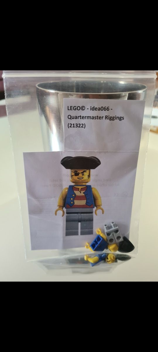 Lego Minifiguras Pirates ORIGINAIS. Novos.