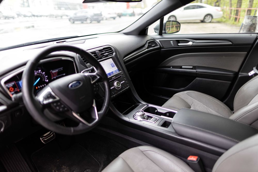 Продам Ford Fusion Sport 2.7