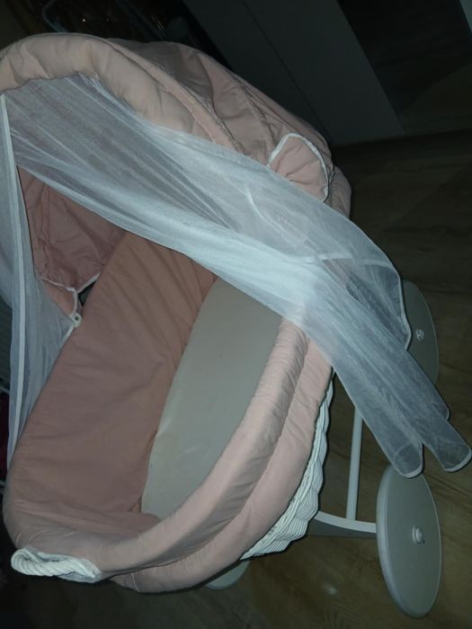 Sprzedam łyżeczki dla dziewczynki kosz mojrzeszs