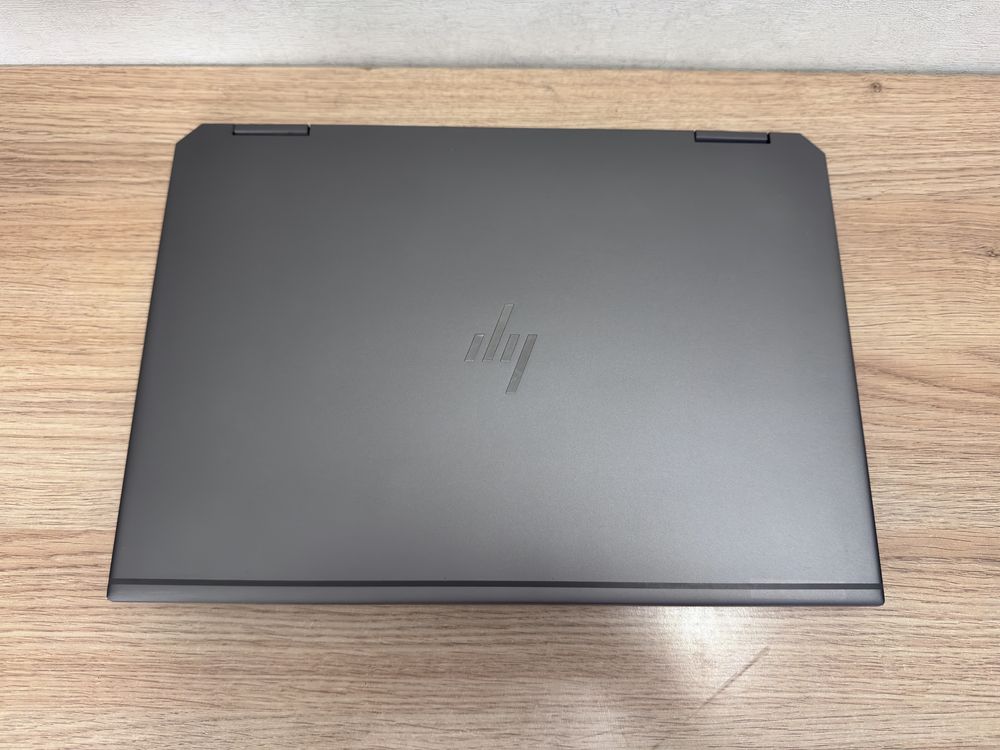 Трансформер 15,6” HP ZBook Studio X360 G5 Xeon/16/256 LTE