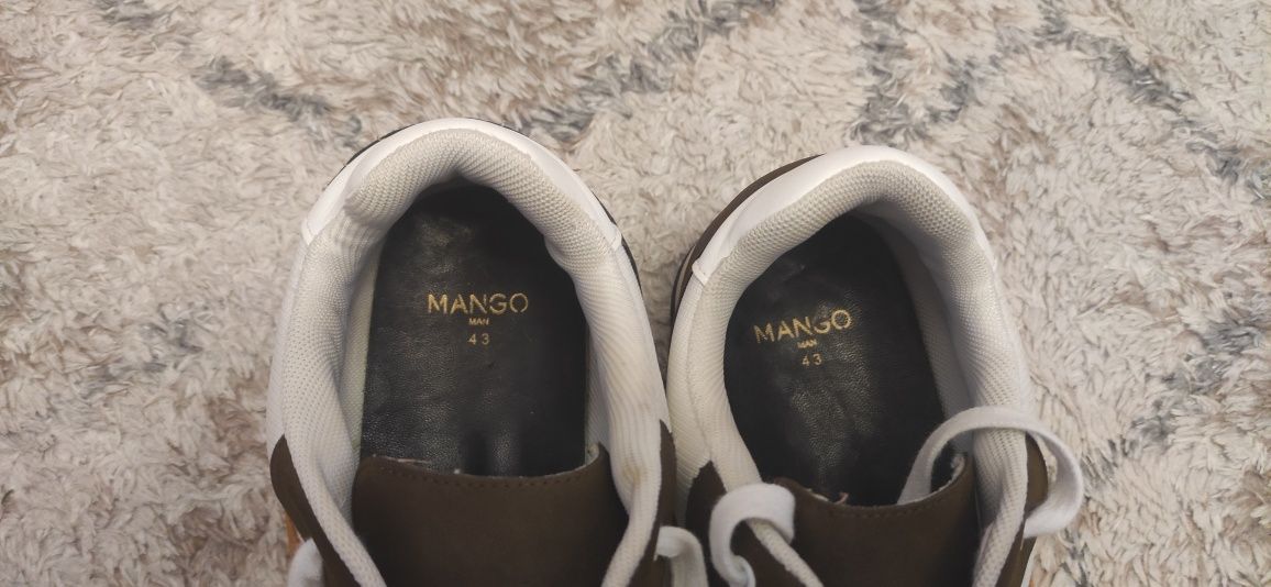 Кросівки фірми Mango, 43р, 28см