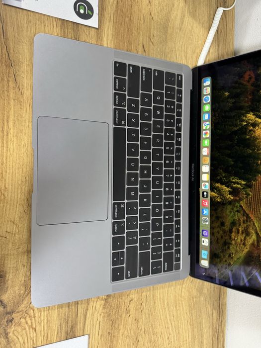 Apple Macbook Air 13’ 2019 8 256gb Space Gray Сірий ноутбук макбук