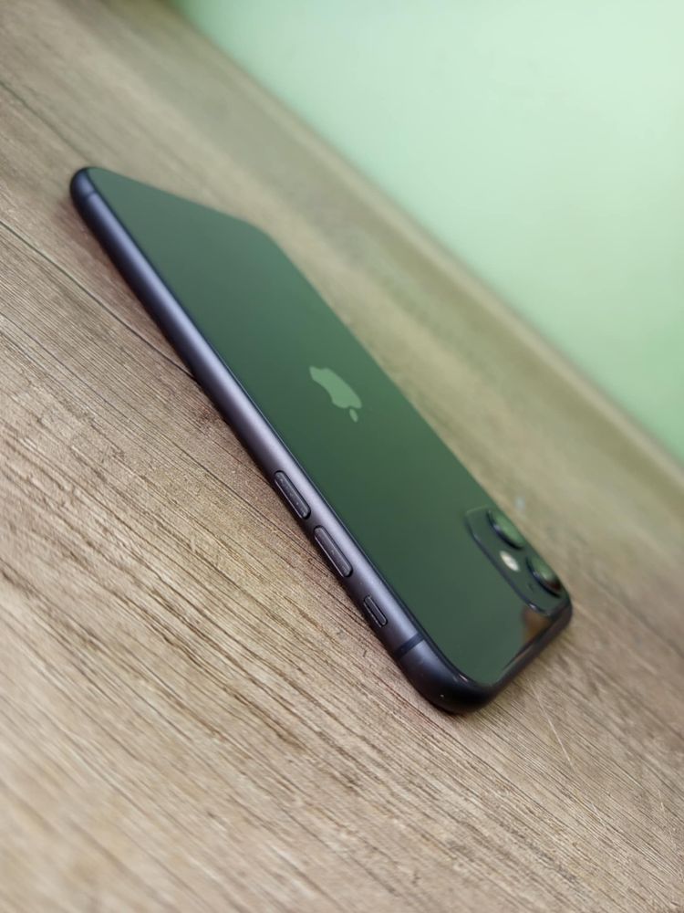 Sprzedam iphone 11