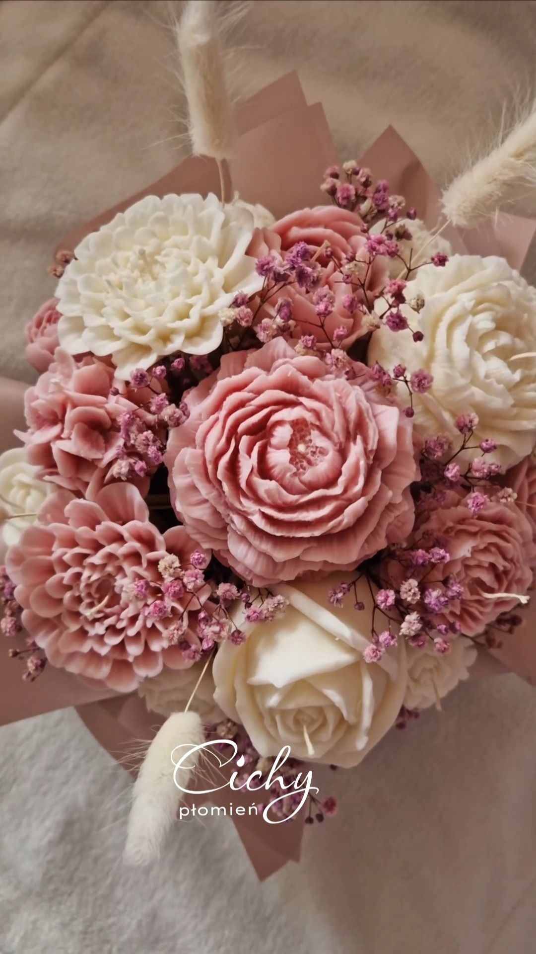 Bukiet kwiatowy ze świec sojowych flowerbox candle