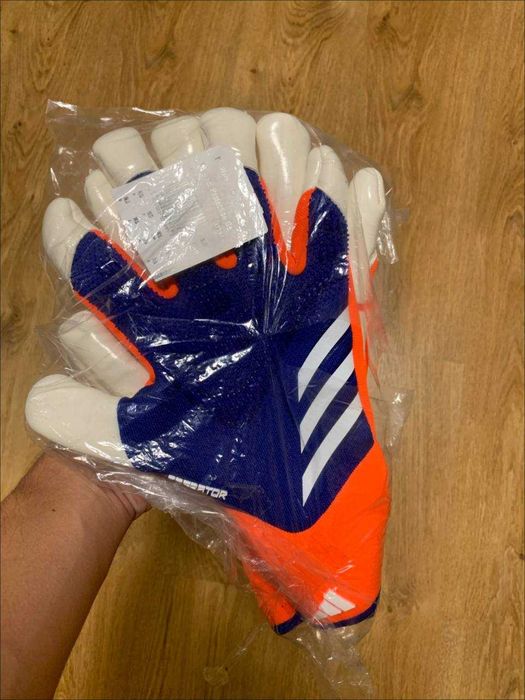 Воротарські рукавиці Adidas Predator Pro 24