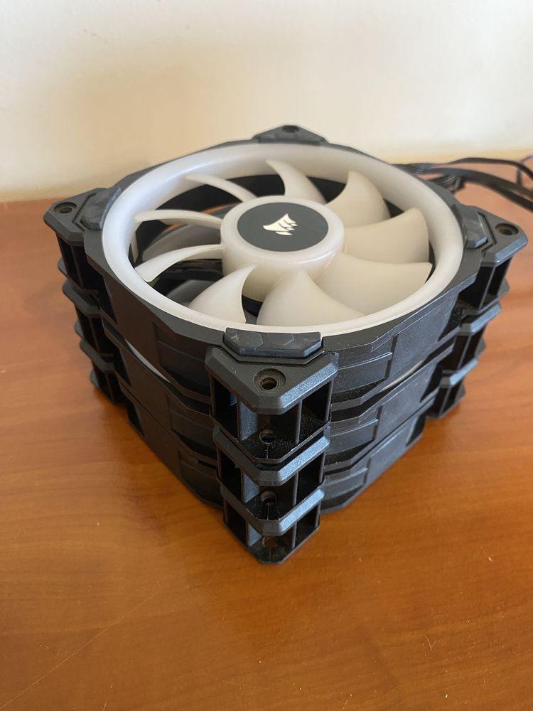 Corsair LL120 RGB PWM/ Pack x3 / iCUE / Ventoinhas PC 120mm