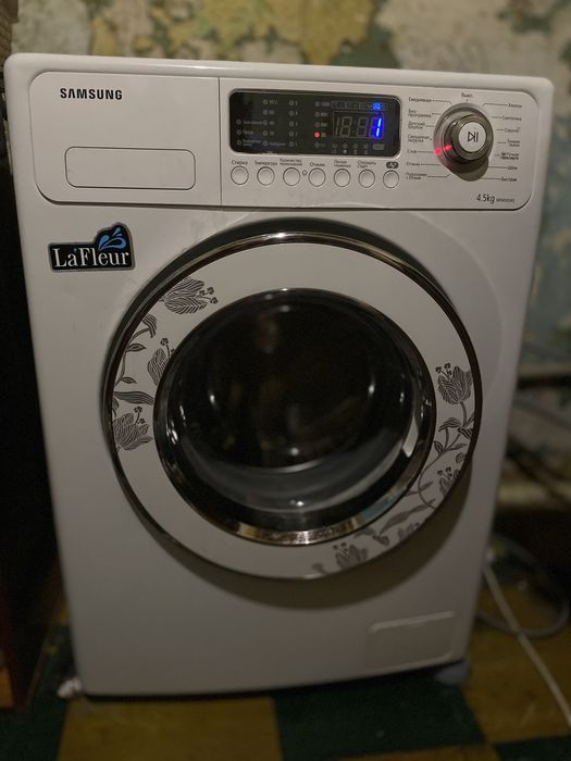 Стиральная машина samsung la fleur 4.5 kg wf8450s9q