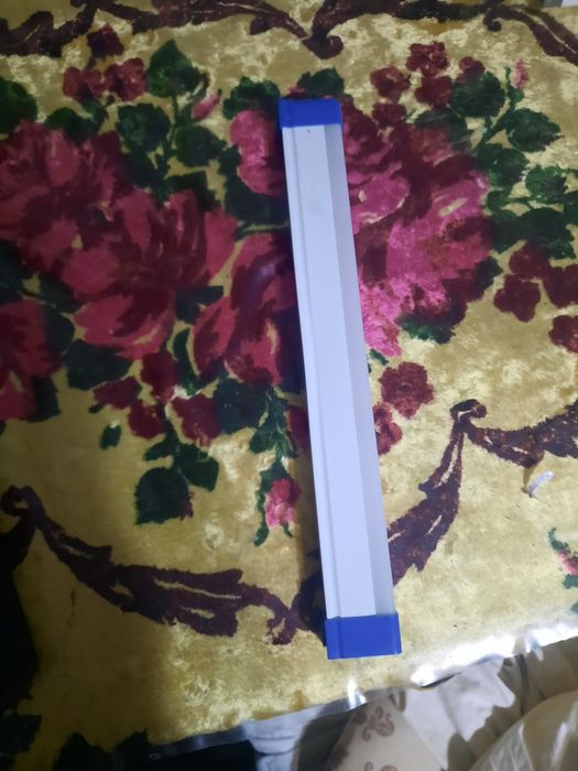 Продам Лампу нормальному стані