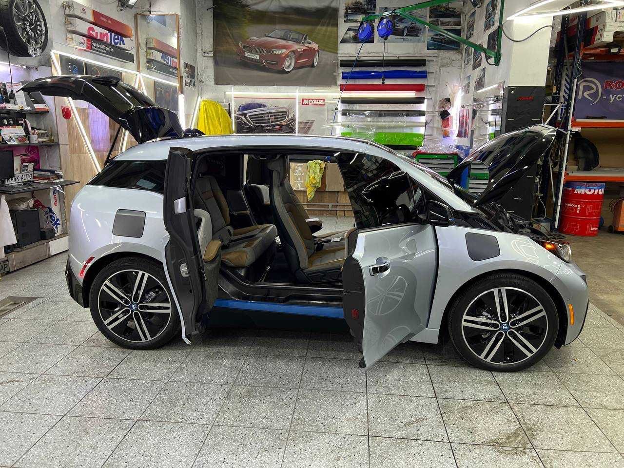 Продаж авто BMW I3