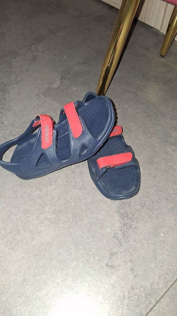 Crocs 12 granat sandały jak nowe raz ubrane