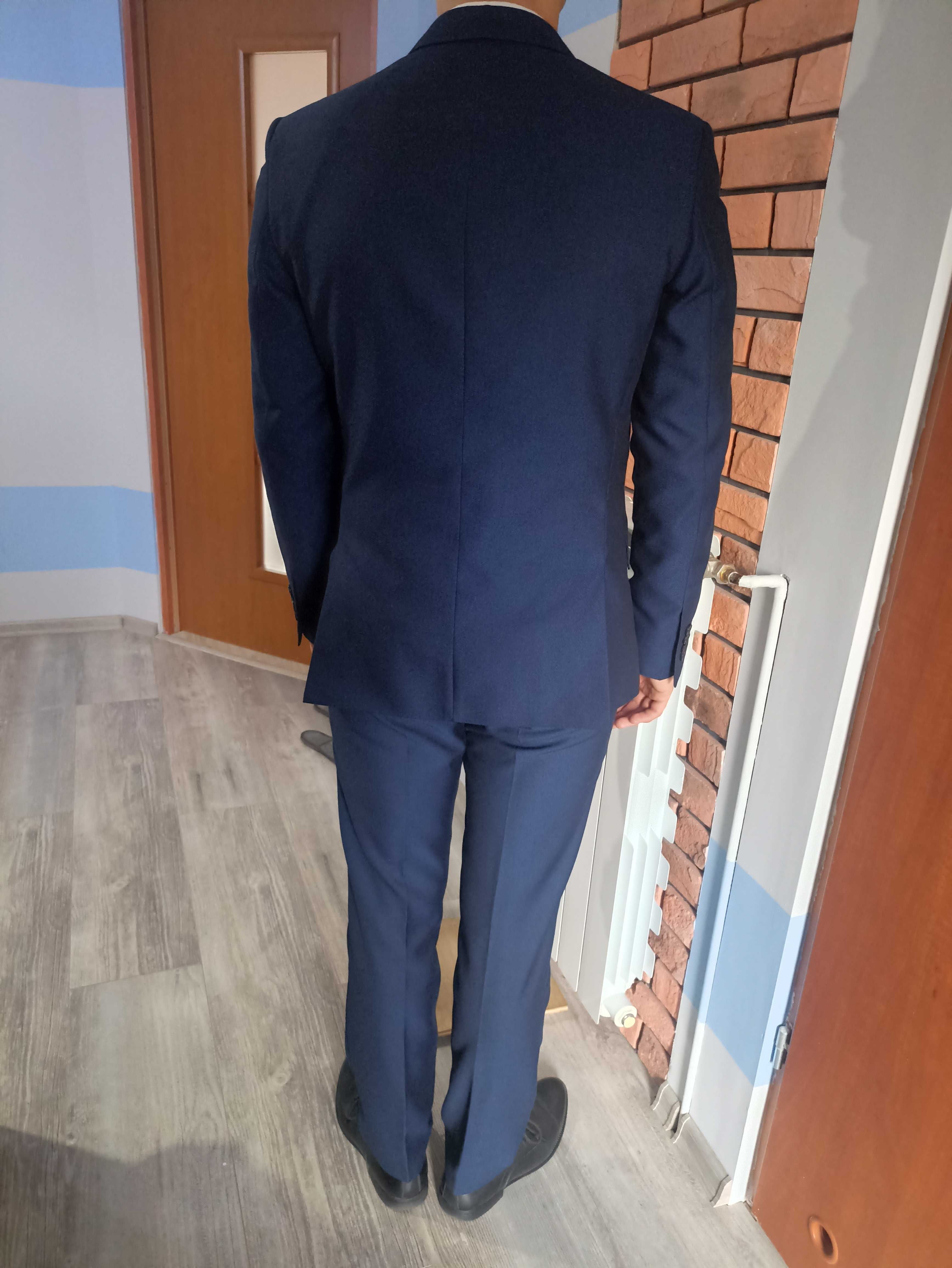 Garnitur Męski Granatowy Lebelt Suits, komplet  marynarka + spodnie