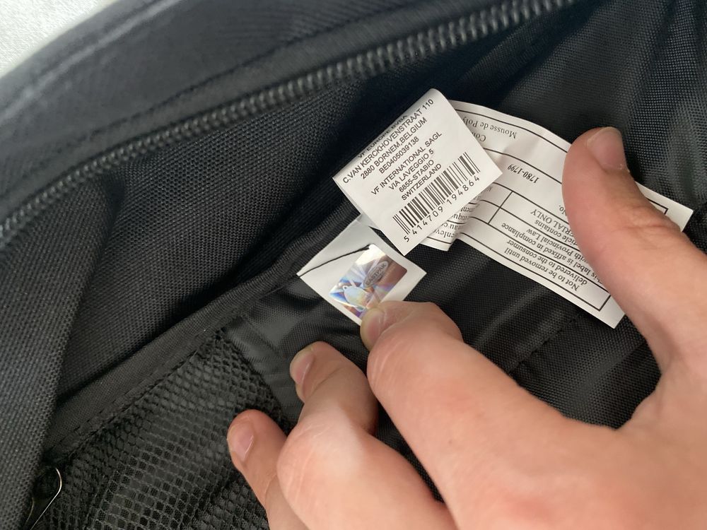 Рюкзак Eastpak Padded Pakr 27 літрів чорний для ноутбука
