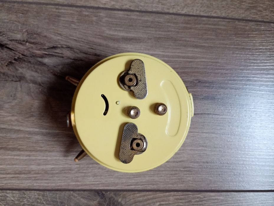 Budzik mechaniczny Junghans