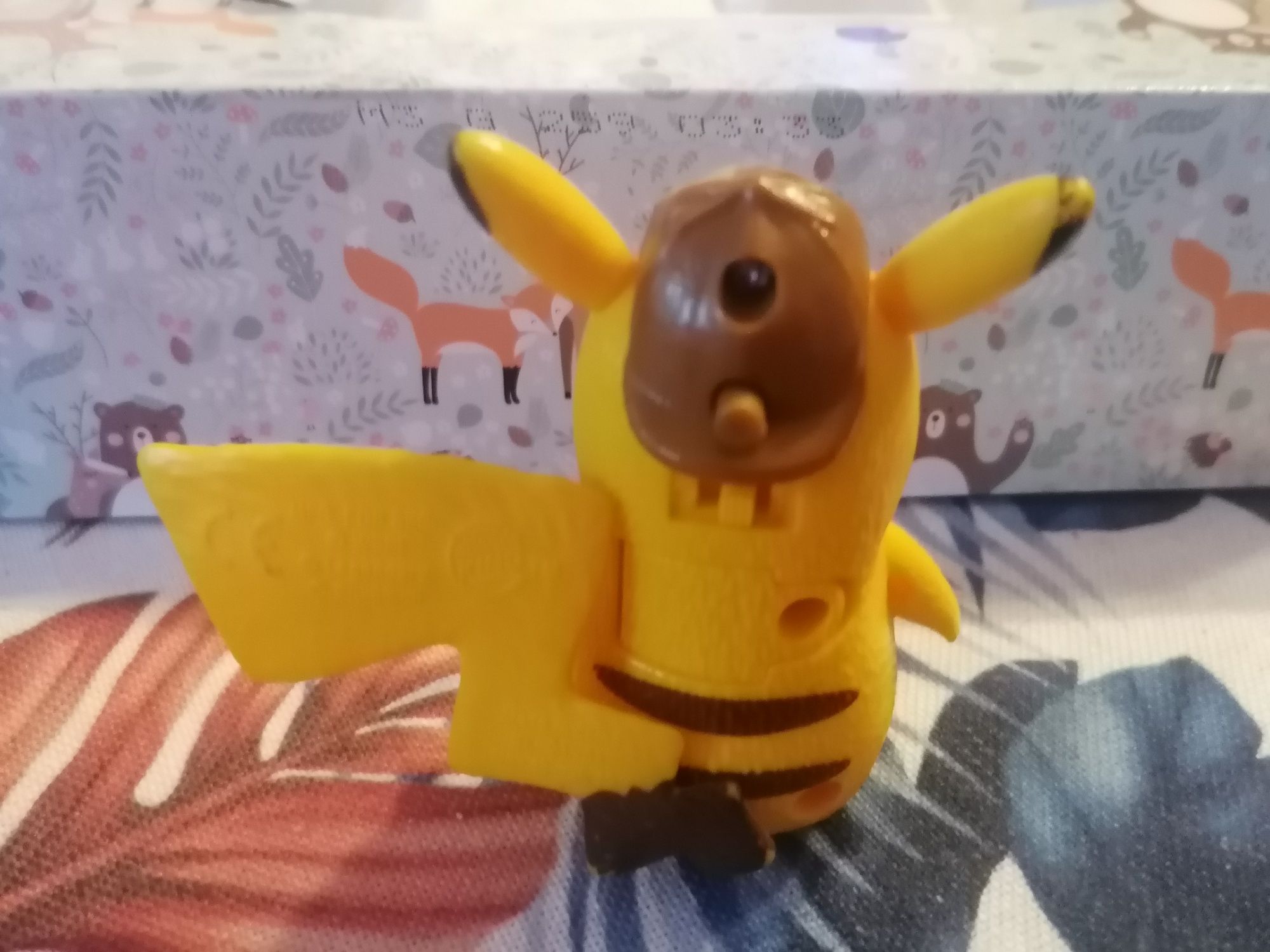 Pokemon /Pikachu świecącą figurka