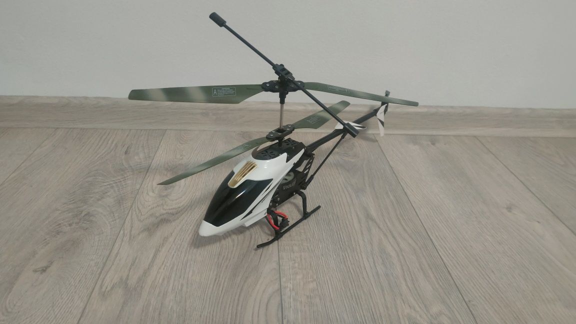 Вертоліт на радіоуправлінні Helicopter R116