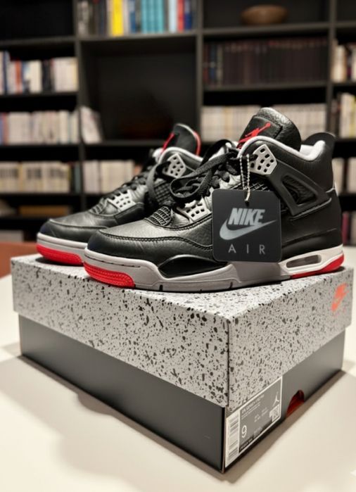 Jordan 4 BRED 42.5