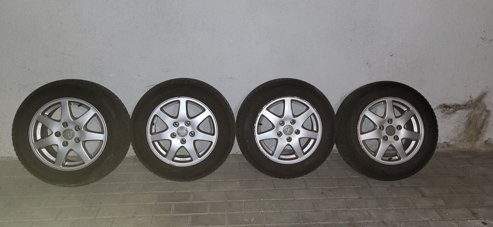 Komplet kół 195/65R15 5x112