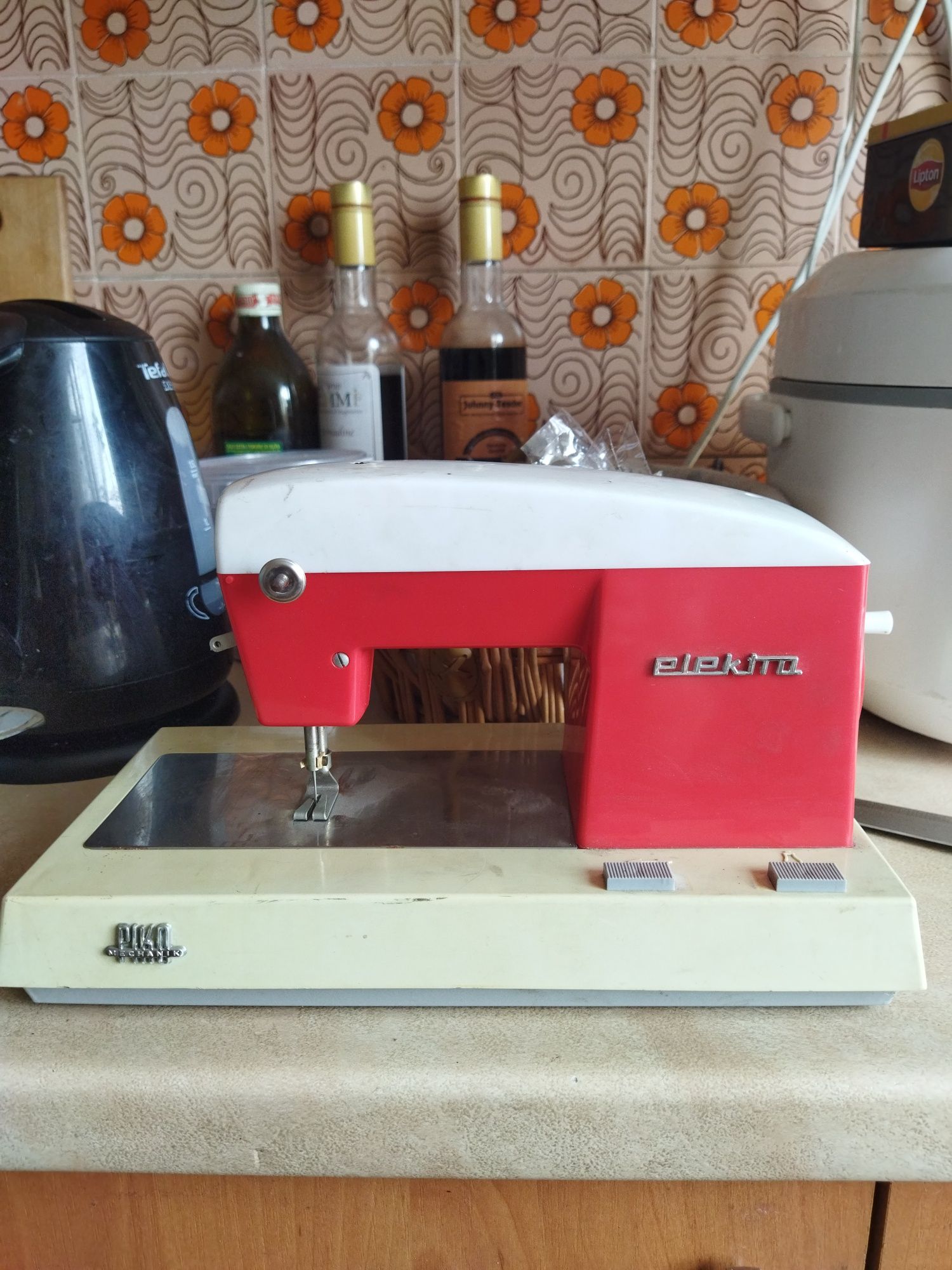 Детская швейная машинка Piko Mechanik Elektra ГДР