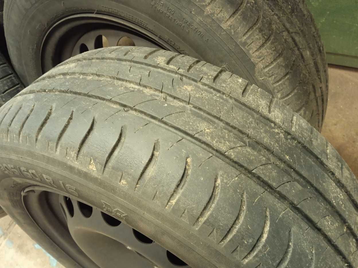 Felgi z oponami letnimi Michelin 205/60 R16 do Opla Astra J. 4 szt.