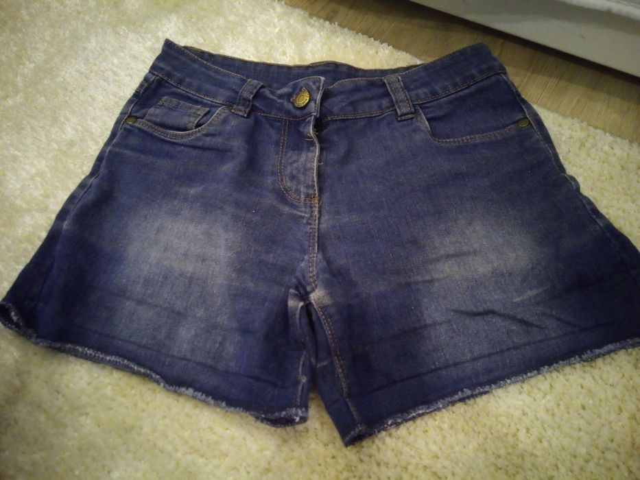 Calções de ganga - menina 10 anos