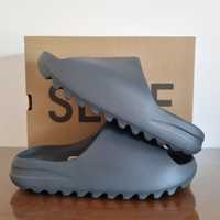 Yeezy Slide "Granite" - Tamanho 43