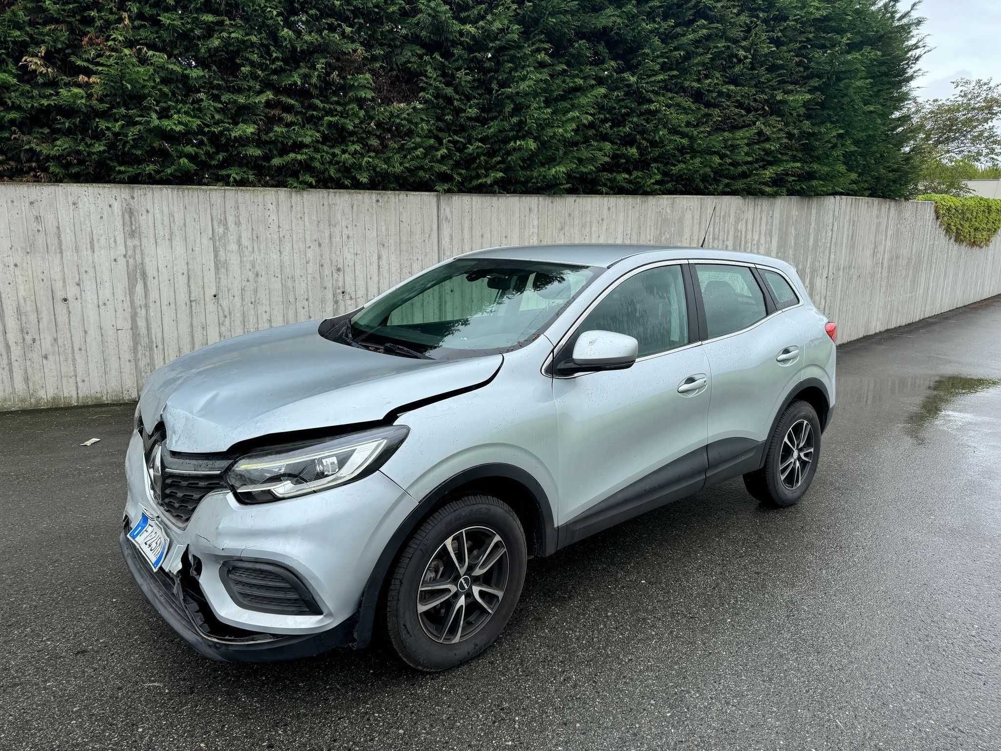 Renualt  Kadjar  1.4 benz  90.000 km   Posiadam  inne  auta  z  włoch