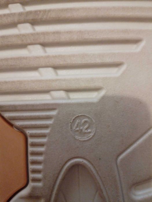 Шльопанці чоловічі, світло-коричневого коліру