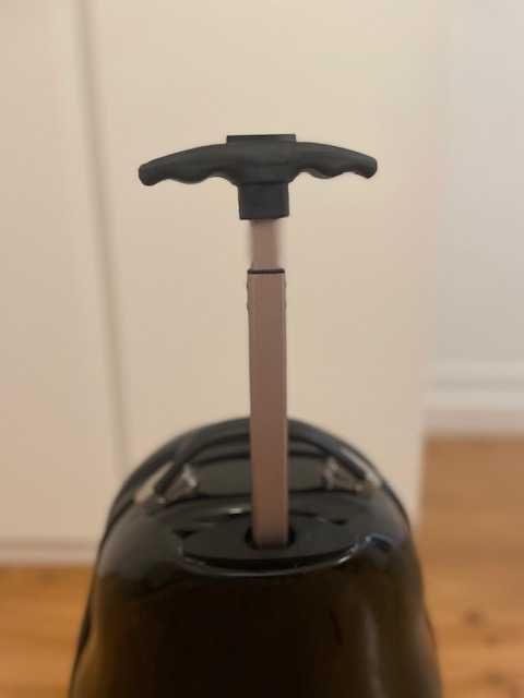 Trolley The Cuties & Pals – Pinguim | 46 cm | Excelente Estado