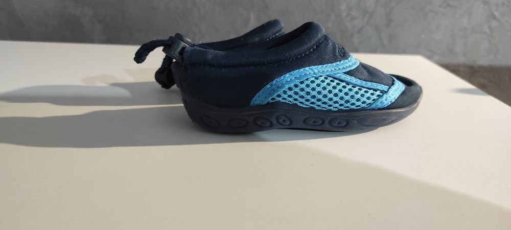Buty kąpielowe, pieluszka kąpielowa, majteczki kąpielowe