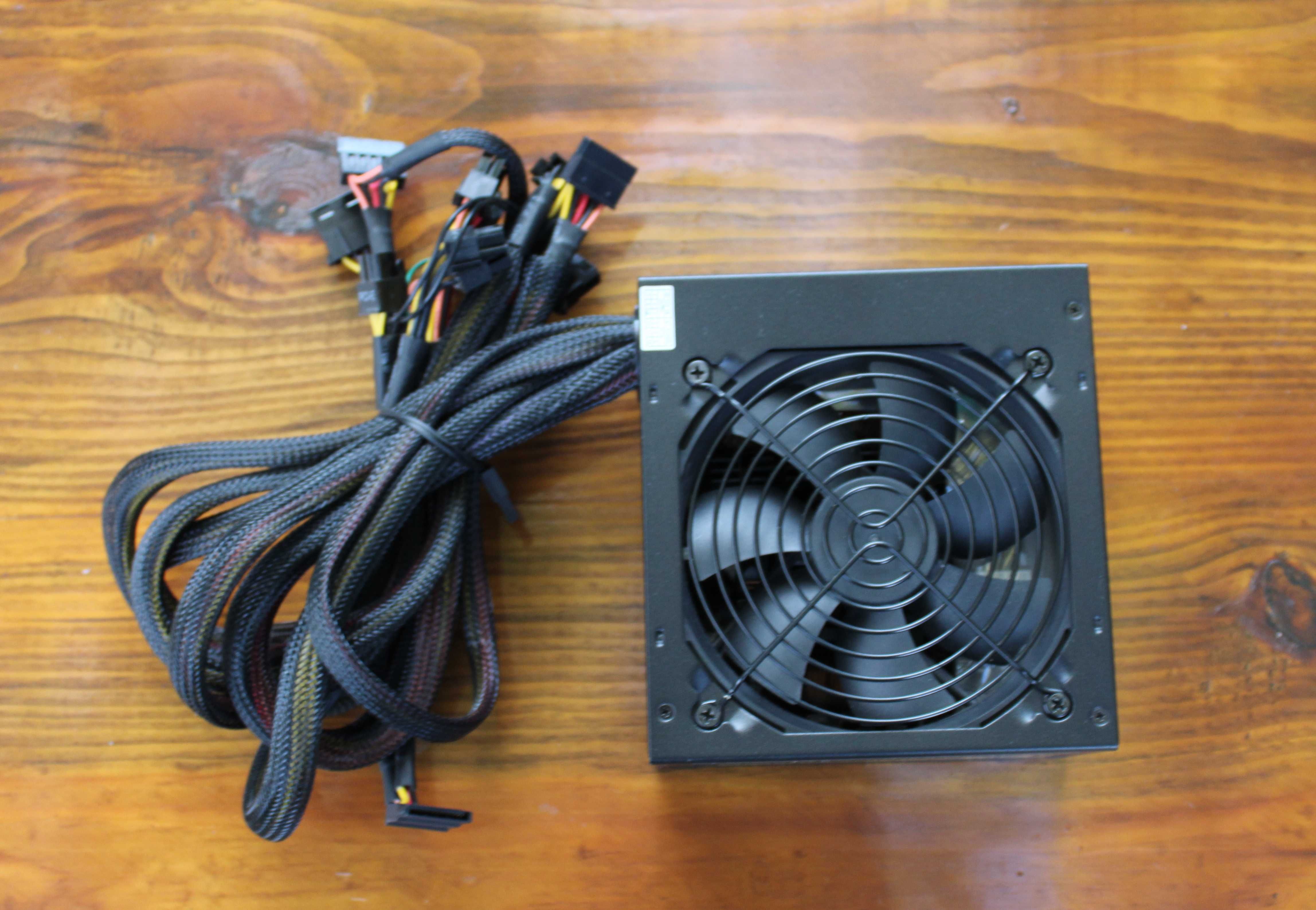 Блок живлення Vinga 550W (VPS-550P) 80 PLUS