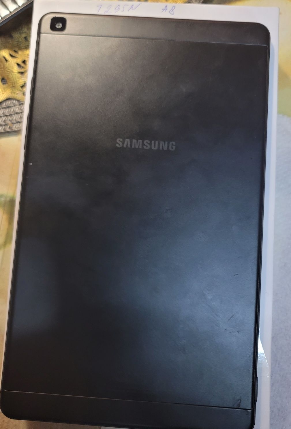 Планшет, телефон Samsung SM 295,сим1,фарфор,статуэт,sharp