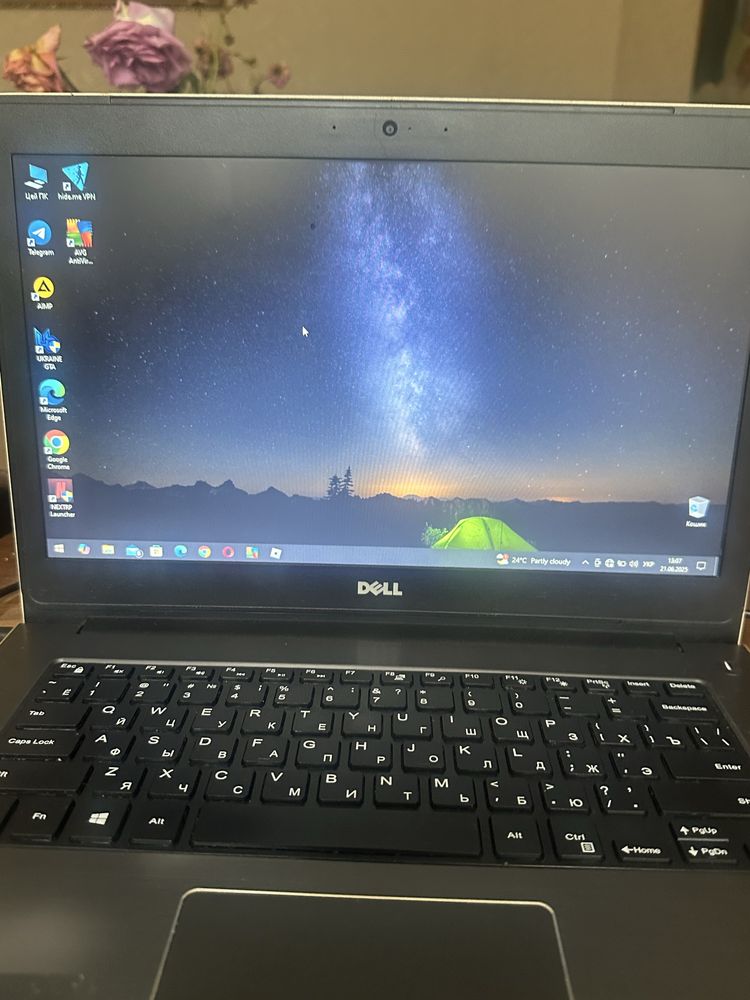 Dell  intel(R)Cor -3-6100U 2,3GHz OЗП 8,00 ГБ