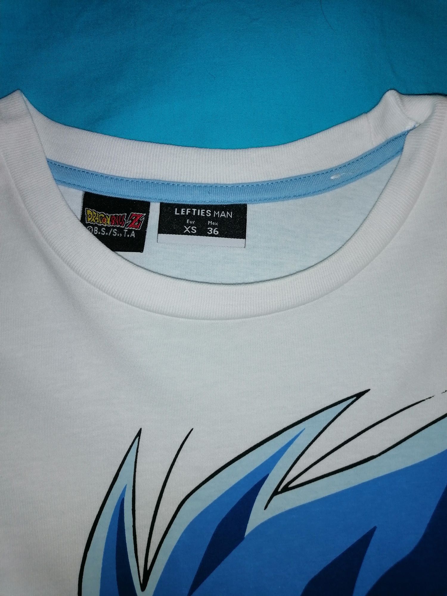 T-shirt do Goku da marca lefties