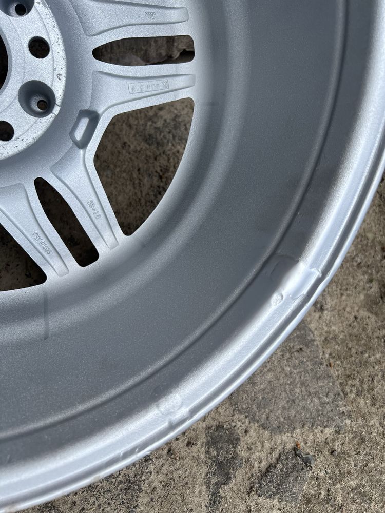 Продам диски Мерседес AMG 18